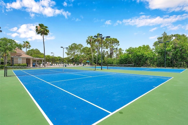 899 Addison Dr NE, Saint Petersburg, FL 33716 - view of tennis court