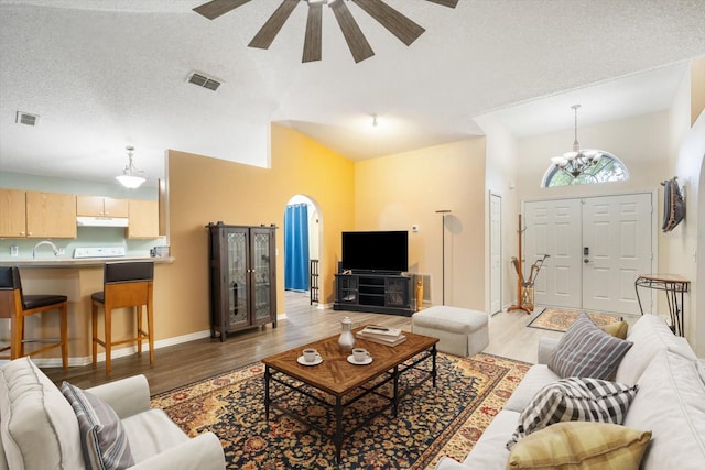 24841 Mary Beth Ct, Land O Lakes, FL 34639 - photo 3