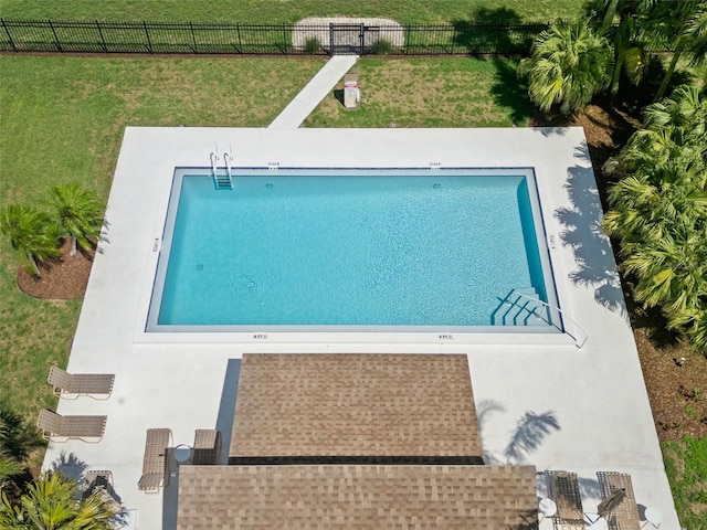 440 Lakeview Dr Unit 34, Palm Harbor, FL 34683 - aerial view of a pool