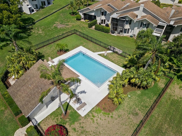 440 Lakeview Dr Unit 34, Palm Harbor, FL 34683 - view from above of property featuring a pool area