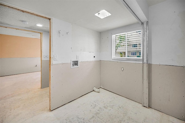1660 Cape Ann Ave NE Unit 2, Saint Petersburg, FL 33702 - laundry area with washer hookup
