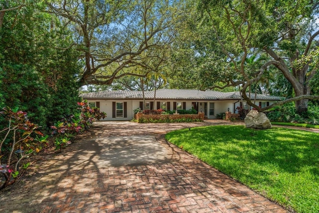 7 Rosery Ln, Belleair, FL 33756 - photo 1