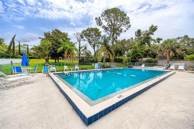 12400 Park Blvd Unit 417, Seminole, FL 33772 - community pool featuring a patio