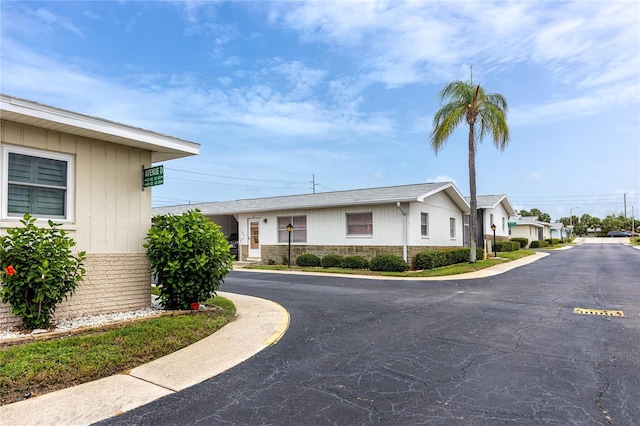12400 Park Blvd Unit 417, Seminole, FL 33772 - view of front facade with stone siding