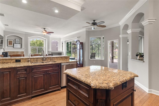 1313 Oxbridge Dr, Lutz, FL 33549 - photo 13