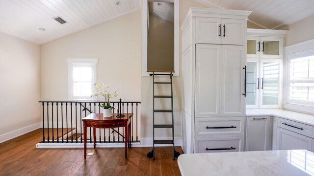 608 Grove St N, Saint Petersburg, FL 33701 - photo 49