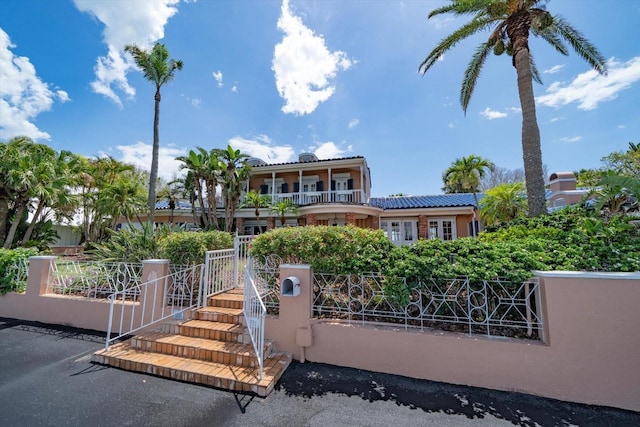1114 Mandalay Pt, Clearwater Beach, FL 33767 - photo 5