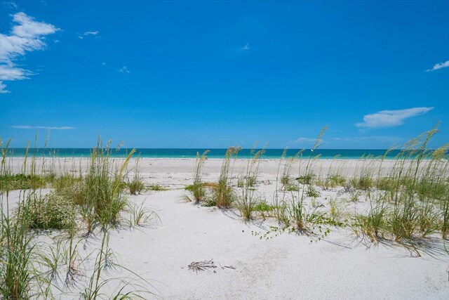 1114 Mandalay Pt, Clearwater Beach, FL 33767 - photo 11