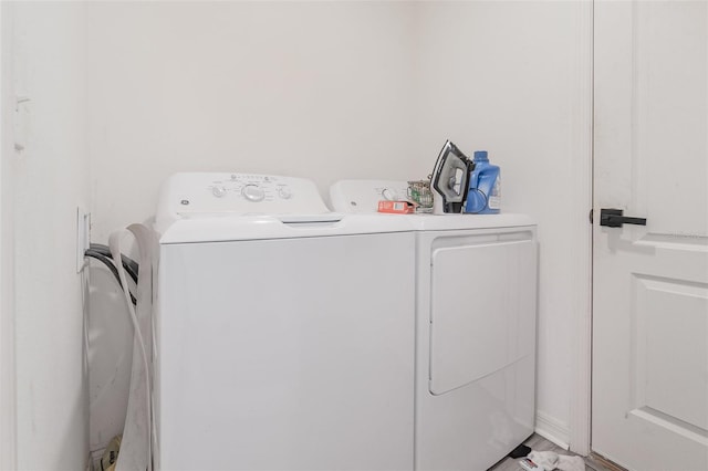 1741 Canaan Loop, Dundee, FL 33838 - laundry area with independent washer and dryer