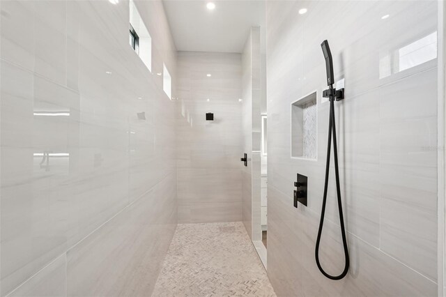15218 Appleton Blvd, Port Charlotte, FL 33981 - bathroom featuring tiled shower
