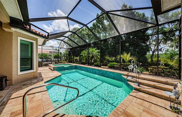 1012 Tuscany Dr, Trinity, FL 34655 - view of pool with a patio area, a pool with connected hot tub, and glass enclosure