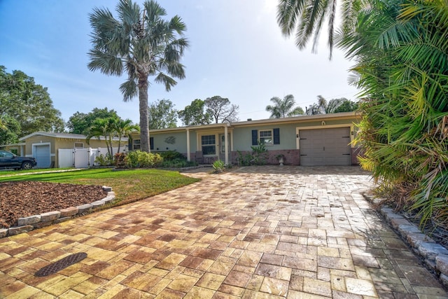 6912 14th St N Unit 6912, Saint Petersburg, FL 33702 - photo 1
