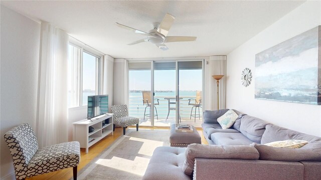 6105 Bahia Del Mar Cir Unit 682, Saint Petersburg, FL 33715 - photo 4