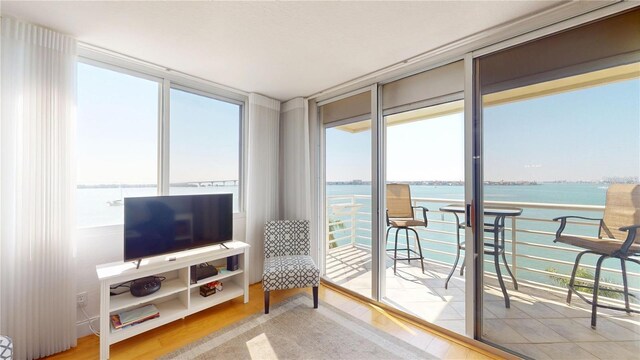 6105 Bahia Del Mar Cir Unit 682, Saint Petersburg, FL 33715 - photo 5