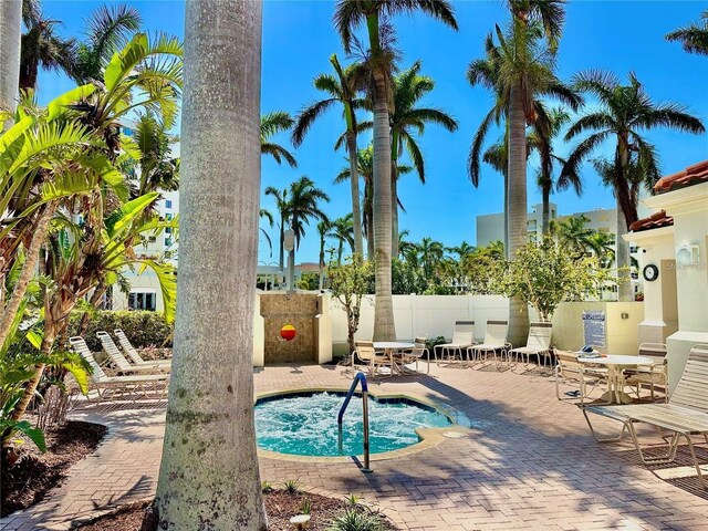 6105 Bahia Del Mar Cir Unit 682, Saint Petersburg, FL 33715 - photo 27