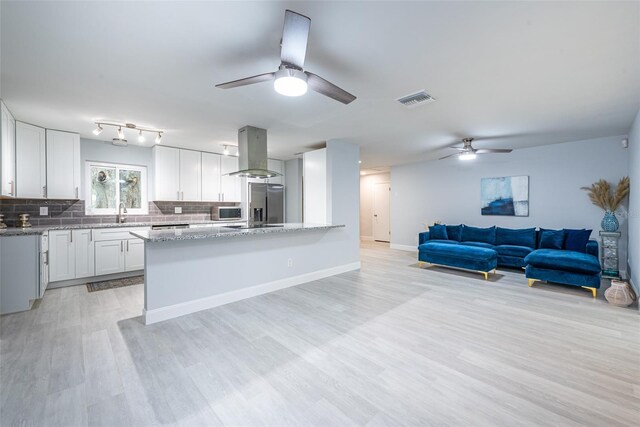 5625 Atlantic Ave N, Saint Petersburg, FL 33703 - photo 17