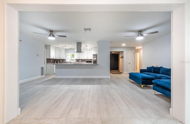 5625 Atlantic Ave N, Saint Petersburg, FL 33703 - photo 18