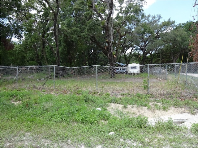 8617 Broad St, New Port Richey, FL 34654 - view of yard