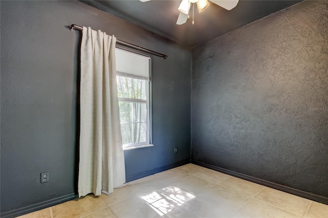 17631 Grove View Dr, Lutz, FL 33549 - unfurnished room with a ceiling fan and baseboards