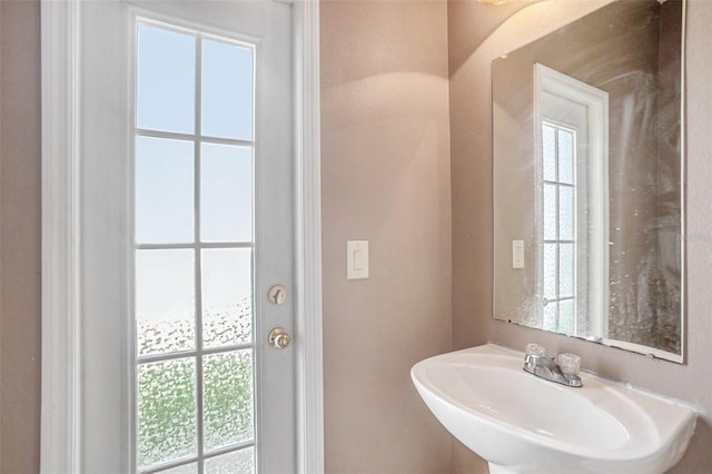 7641 Armonk Ln, Wesley Chapel, FL 33545 - bathroom with plenty of natural light
