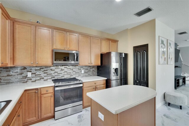 10606 Shady Falls Ct, Riverview, FL 33578 - photo 14
