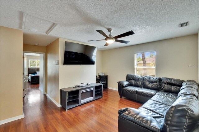 10606 Shady Falls Ct, Riverview, FL 33578 - photo 21