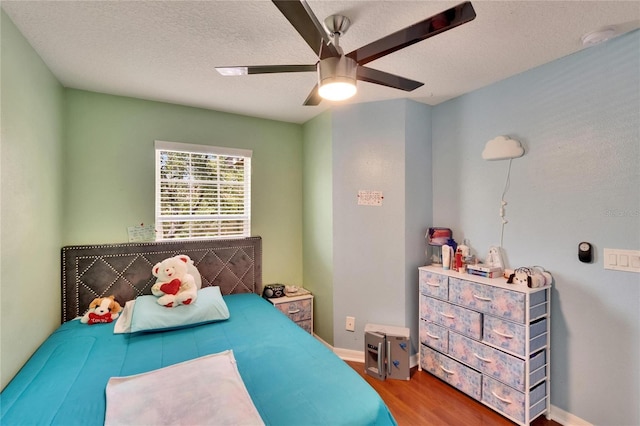 10606 Shady Falls Ct, Riverview, FL 33578 - photo 28