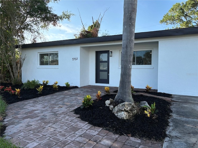7703 Glenview Ln, Tampa, FL 33615 - photo 1