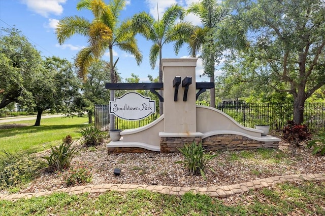 6934 Duffy Ln, Tampa, FL 33616 - photo 2