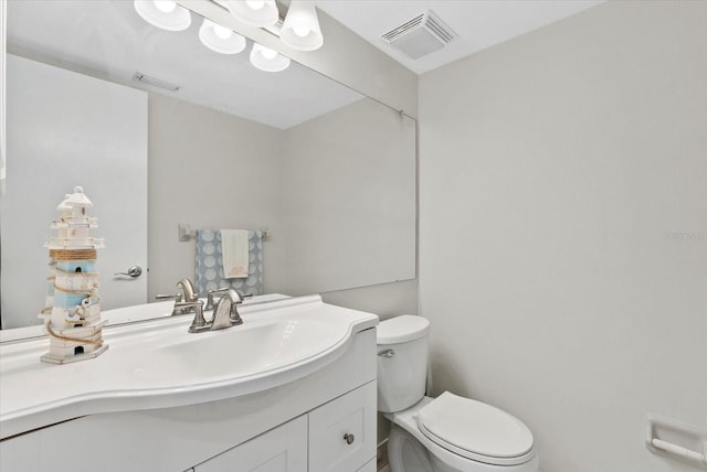 4777 Duhme Rd Unit 1D, Saint Petersburg, FL 33708 - bathroom with vanity and toilet