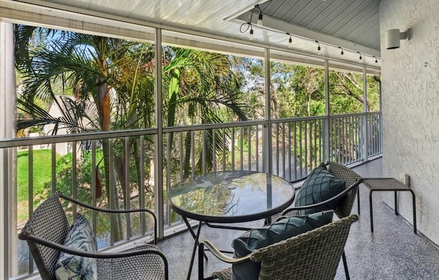 4777 Duhme Rd Unit 1D, Saint Petersburg, FL 33708 - sunroom with outdoor dining space