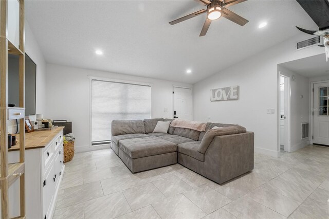 10202 Bellhurst Ct, Tampa, FL 33615 - photo 17