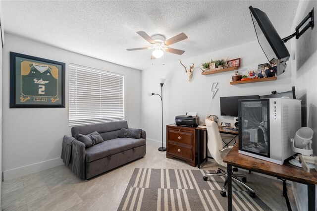 10202 Bellhurst Ct, Tampa, FL 33615 - photo 23