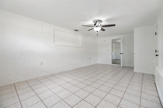 4228 Belle Isle Ct, New Port Richey, FL 34653 - empty room with a ceiling fan