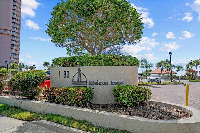 1290 Gulf Blvd Unit 702, Clearwater Beach, FL 33767 - view of community sign