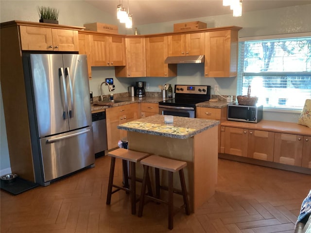 401 Pennsylvania Ave, Crystal Beach, FL 34681 - photo 14