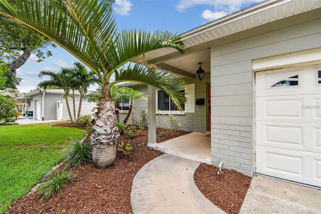 2560 51st St N, Saint Petersburg, FL 33710 - photo 2