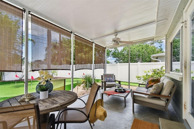 2560 51st St N, Saint Petersburg, FL 33710 - photo 25
