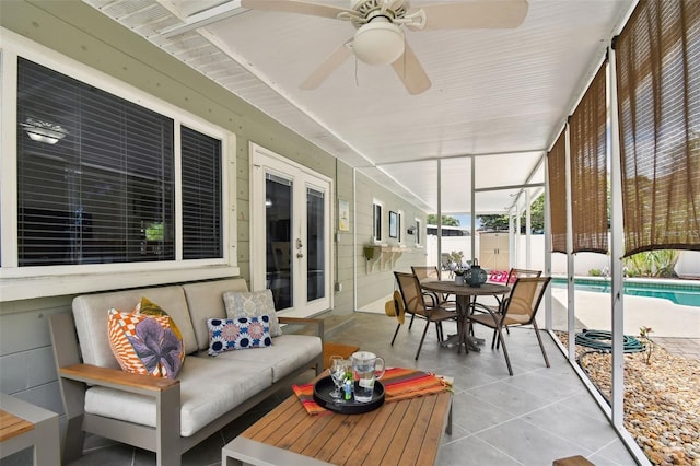 2560 51st St N, Saint Petersburg, FL 33710 - photo 28