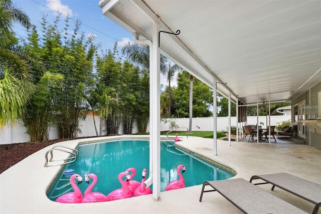 2560 51st St N, Saint Petersburg, FL 33710 - photo 29