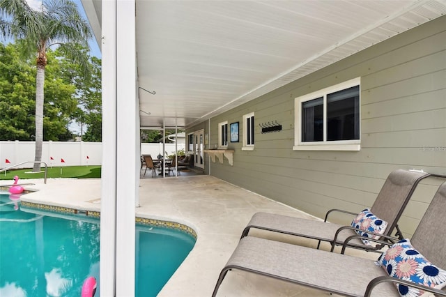 2560 51st St N, Saint Petersburg, FL 33710 - photo 30