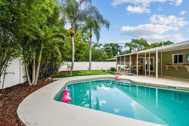 2560 51st St N, Saint Petersburg, FL 33710 - photo 38