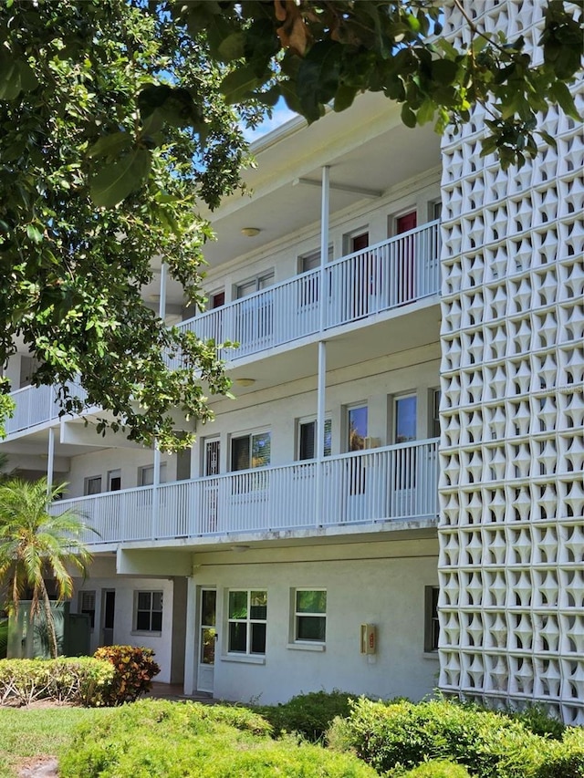 5155 9th Ave N Unit 311, Saint Petersburg, FL 33710 - photo 2