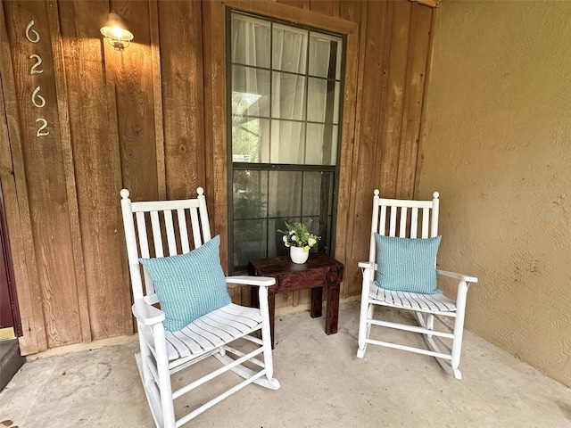6262 E Rector St, Inverness, FL 34452 - entrance to property featuring board and batten siding