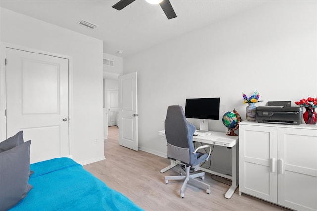 10823 Trailing Vine Dr, Tampa, FL 33610 - office area featuring light wood-type flooring and a ceiling fan