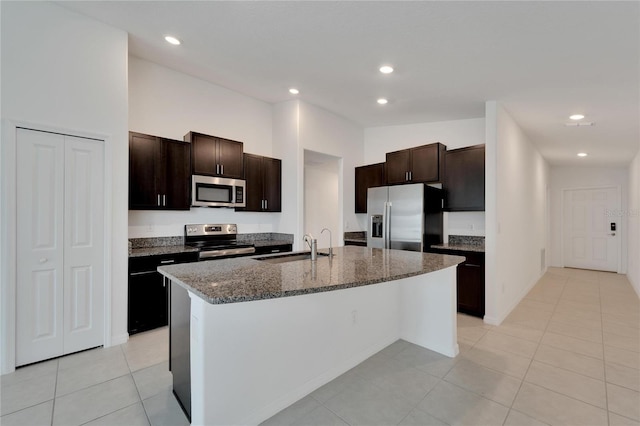 3186 Oyster Cove St, Wimauma, FL 33598 - photo 3