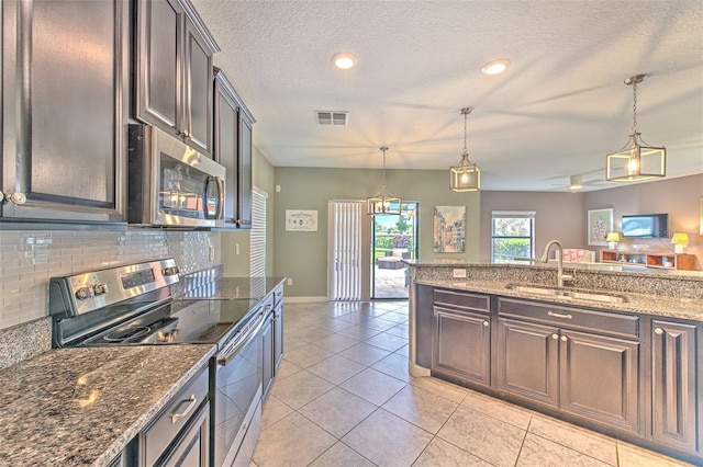 10081 Sage Creek Dr, Sun City Center, FL 33573 - photo 10
