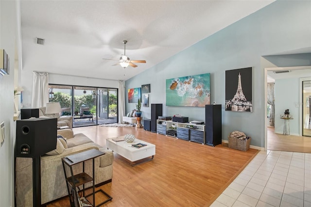 10902 Bent Tree Pl, Tampa, FL 33618 - photo 2