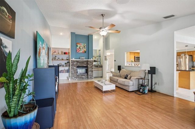 10902 Bent Tree Pl, Tampa, FL 33618 - photo 3