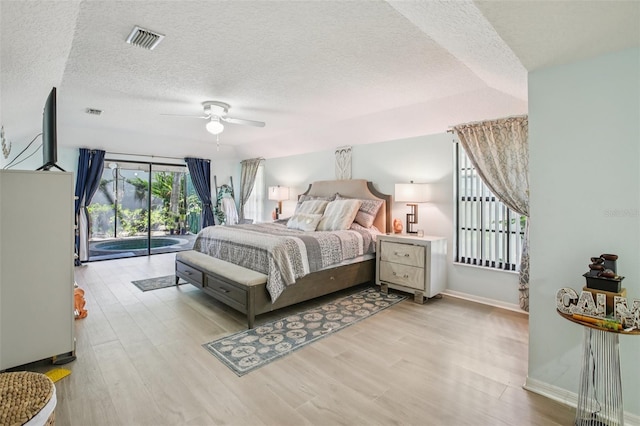 10902 Bent Tree Pl, Tampa, FL 33618 - photo 12